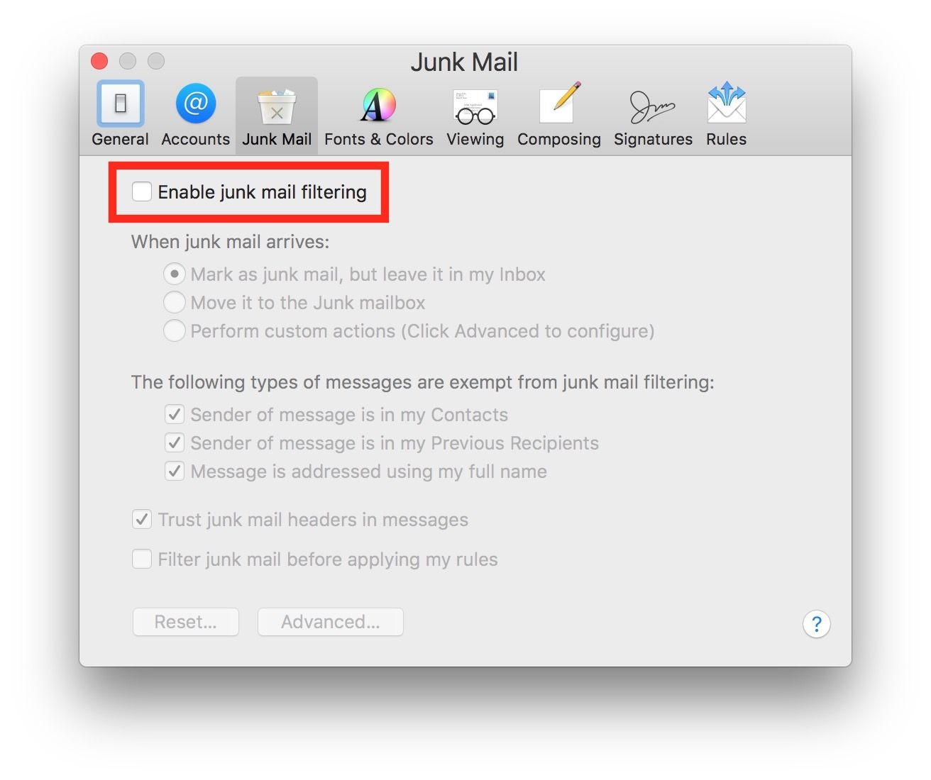 Marking messages junk or not junk in Mac Mail trains the iCloud filter
