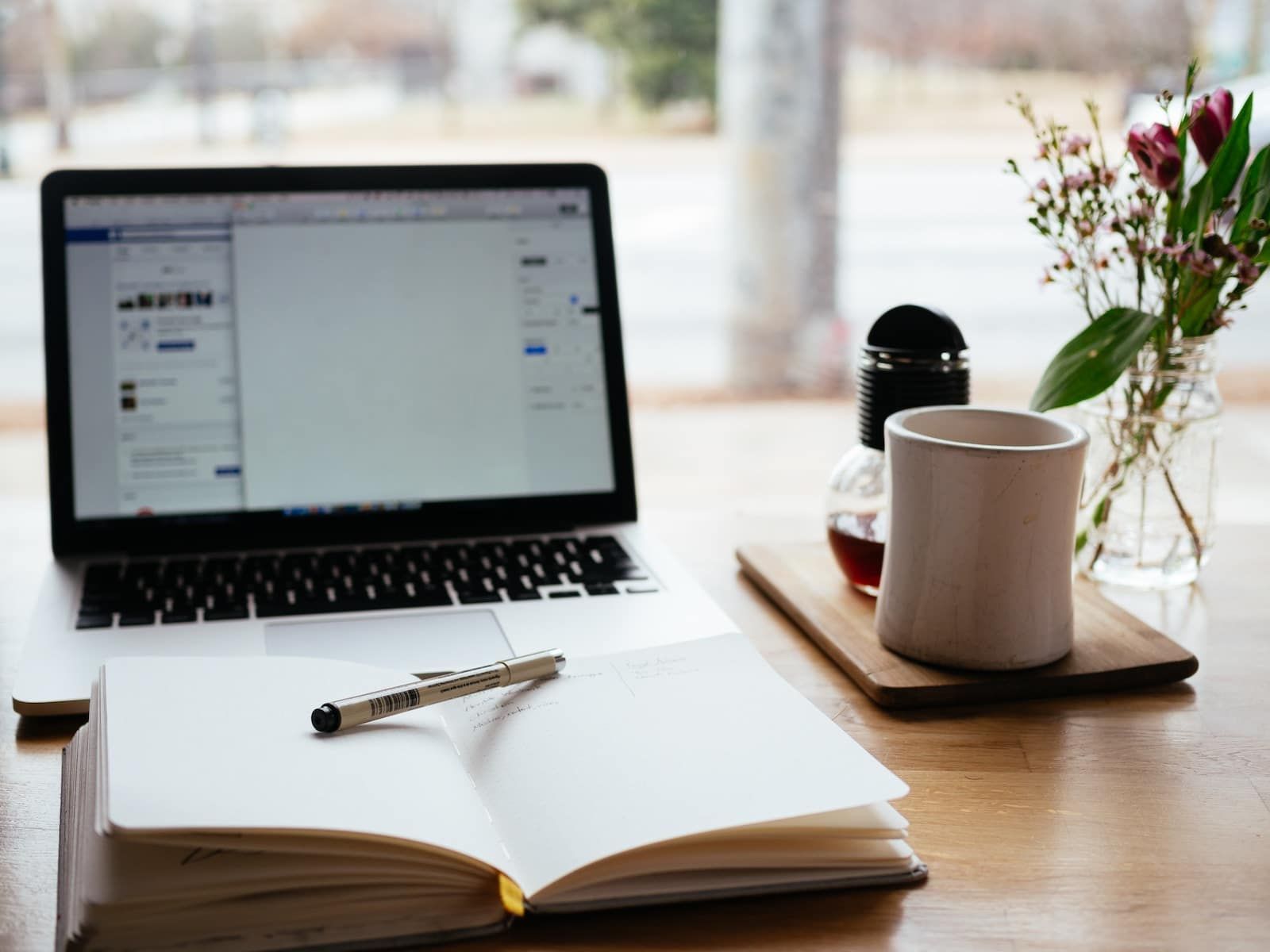 Writing a cold email that moves beyond a first-name merge tag